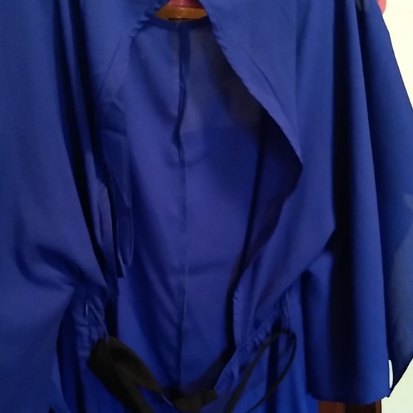 Dress - Picture 2 of 7